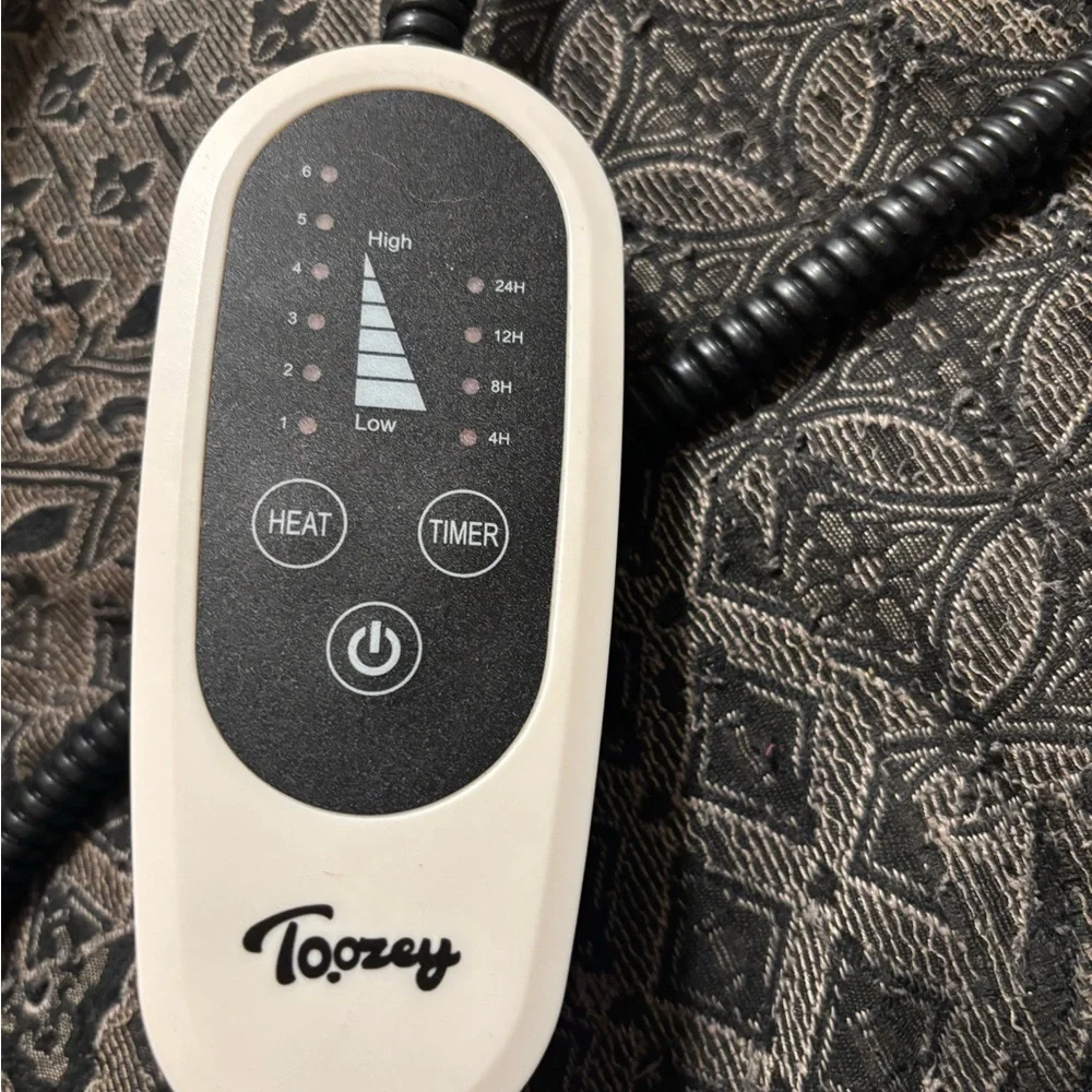 Cozy Gray Dog Heating Pad